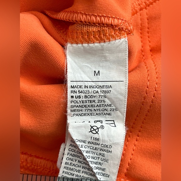Old Navy Active Powersoft Orange Sports Bra - Picture 3 of 5